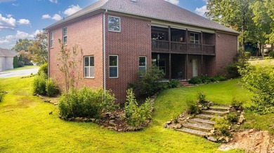 Welcome to this one-of-a-kind Sherwood home offering five - photo 5