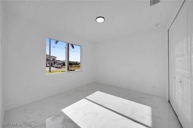 A short drive from the new Seven Island Project and the most - photo 34