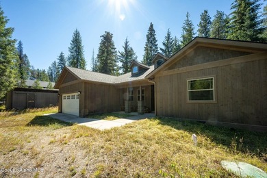 Your own private paradise! This 2012 custom-built Priest Lake - photo 36
