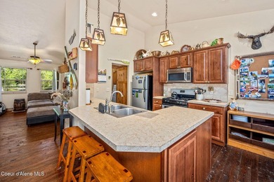 Your own private paradise! This 2012 custom-built Priest Lake - photo 43
