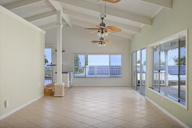 Spacious 3-bedroom 2-bath with detached 4th bedroom and bath in - photo 3