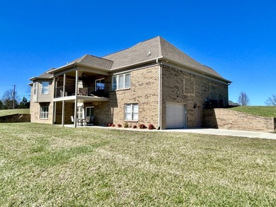 Experience luxurious living in the desirable Allens Landing Lake - photo 11