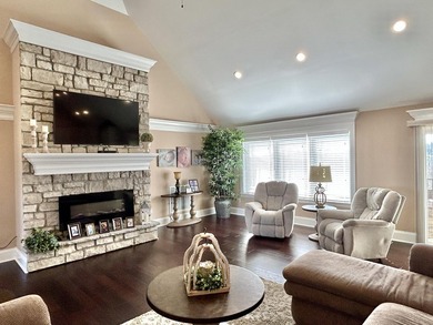 Experience luxurious living in the desirable Allens Landing Lake - photo 17