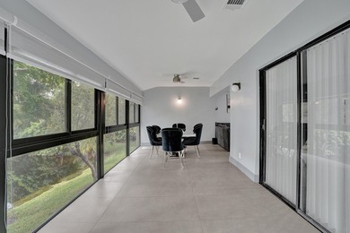 Stunning 3-bedroom, 2-bath unit with beautiful lake views from - photo 18
