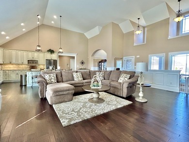 Experience luxurious living in the desirable Allens Landing Lake - photo 20