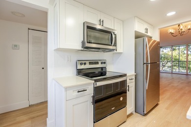 Fully renovated 2-bedroom, 2-bath condo located in the gated - photo 21