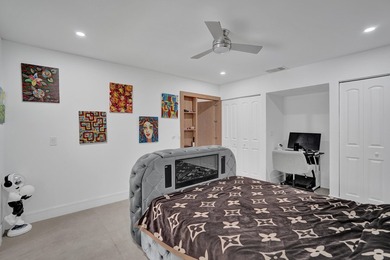 Stunning 3-bedroom, 2-bath unit with beautiful lake views from - photo 23