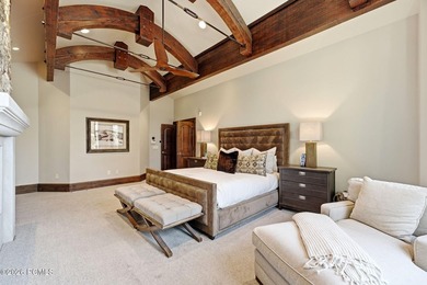 35 Sandstone Cove Court is a rare in-town estate offering 4.16 - photo 35