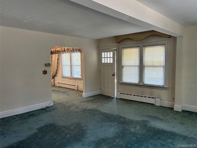 Welcome to this 3-bedroom, 1-bath single-family home ideally - photo 6
