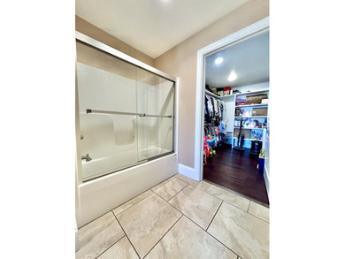 Experience luxurious living in the desirable Allens Landing Lake - photo 46