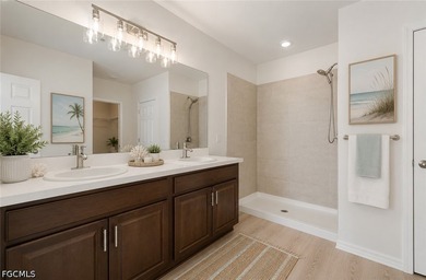 ASSUMABLE FHA LOAN 4.25% Interest Rate!! This well-maintained - photo 7