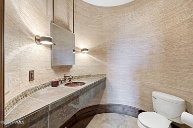 35 Sandstone Cove Court is a rare in-town estate offering 4.16 - photo 47