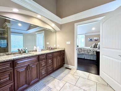 Experience luxurious living in the desirable Allens Landing Lake - photo 59