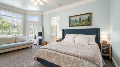 Nestled in a prime Alpine location, this spacious and - photo 22