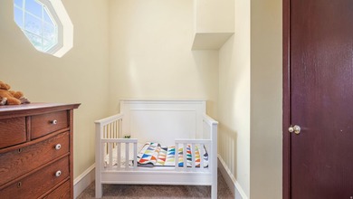 Nestled in a prime Alpine location, this spacious and - photo 27