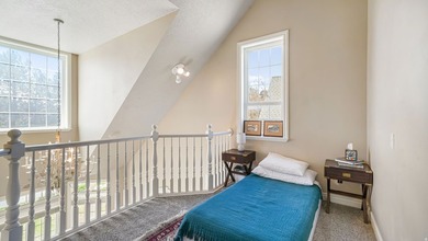 Nestled in a prime Alpine location, this spacious and - photo 31