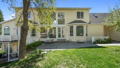 Nestled in a prime Alpine location, this spacious and - photo 46
