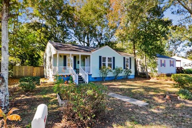 Motivated Seller! Repairs in progress. Beautifully updated home - photo 4