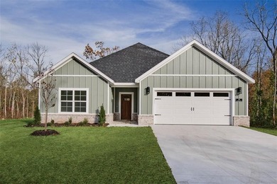 Lake Loch Lomond Home For Sale in Bella Vista Arkansas