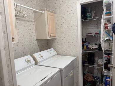 This home features 3 Bedrooms, 2 Bathrooms, FULLY FURNISHED - photo 8