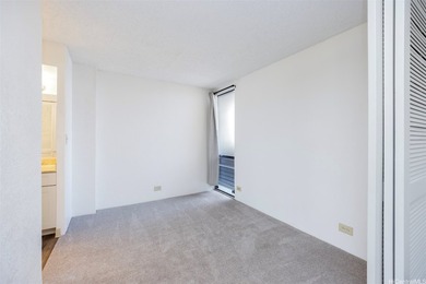 Monte Vista is a well-established condominium located on the - photo 11