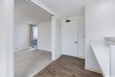 Monte Vista is a well-established condominium located on the - photo 12