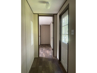 Stop Renting and Start Living! Affordable, like-new 3-bedroom - photo 12