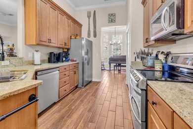 This lovely home sits on a corner lot on a cul-de-sac that - photo 15