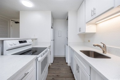 Monte Vista is a well-established condominium located on the - photo 16