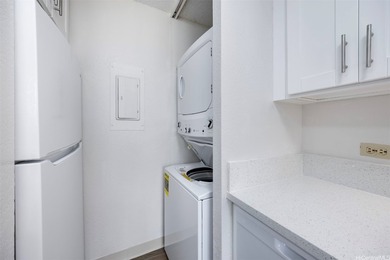 Monte Vista is a well-established condominium located on the - photo 17