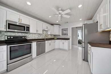 PRICED TO SELL-seller relocating & motivated for a quick closing - photo 9