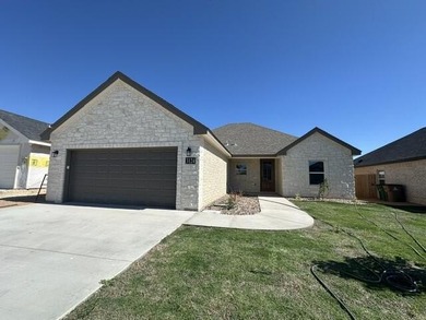 Another stunning creation by Deluxe Custom Homes! This 4-bedroom - photo 2