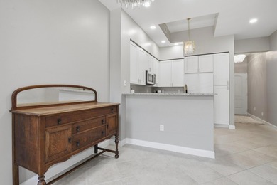 This impeccably maintained loft delivers the perfect blend of - photo 6