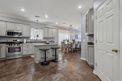 Fabulous townhome with a covered boat slip + 2-car garage on - photo 8