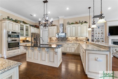 A custom masterpiece of luxury & craftmanship in the highly - photo 8
