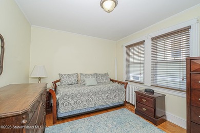 Large Side By Side 2 Family In Great Location ! Main House - photo 16