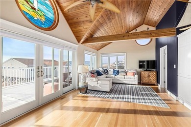 Just in time for Summer! Wake up to sweeping views of the - photo 17