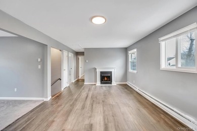 Exceptional East Islip Colonial offering an impressive 8 - photo 21