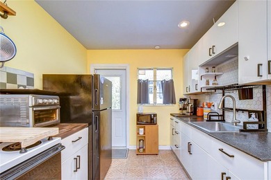 Prime Investment Opportunity Near Crescent Lake Park! Discover - photo 7
