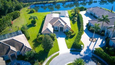 Lake Home For Sale in Bradenton, Florida