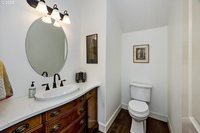 Rare Opportunity in the gated Stonegate Estates, a unique - photo 7