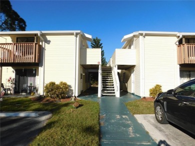 Lake Condo For Sale in Oldsmar, Florida