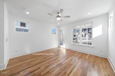 A fresh take on low-maintenance living in one of Durham's most - photo 13
