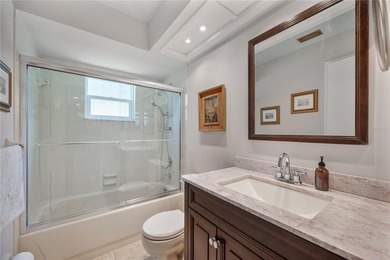 Welcome to this beautifully updated 2-bedroom, 2-bath villa - photo 17