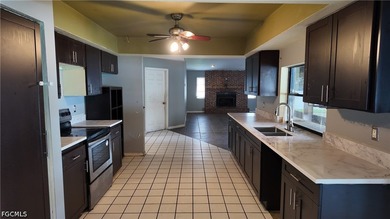 Perfectly situated just minutes from I-75, Southwest Florida - photo 6