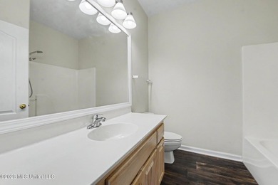 PRISTINE, MOVE IN READY & IN THE HEART OF OCEAN SPRINGS! This - photo 27