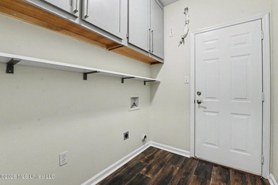 PRISTINE, MOVE IN READY & IN THE HEART OF OCEAN SPRINGS! This - photo 28