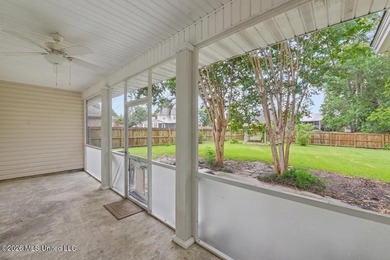 PRISTINE, MOVE IN READY & IN THE HEART OF OCEAN SPRINGS! This - photo 29
