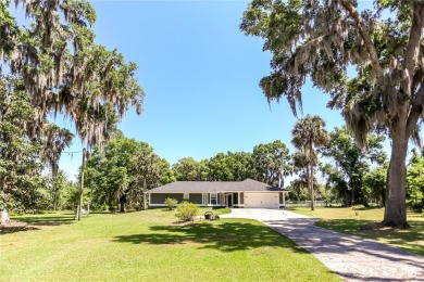 Lake Home For Sale in Hawthorne, Florida