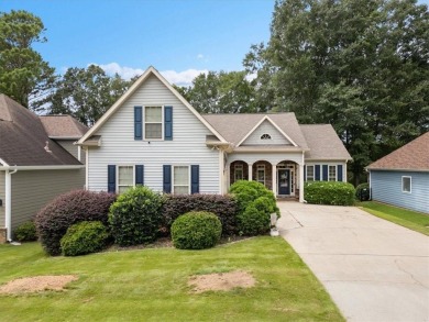 Lake Home For Sale in Newnan, Georgia